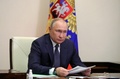 ロシアの首都モスクワ郊外のノボオガリョボの公邸で、ビデオ会議を開くウラジーミル・プーチン大統領（2022年3月31日撮影）。(c)Mikhail KLIMENTYEV / SPUTNIK / AFP