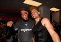 24MLB、ア・リーグ優勝決定シリーズ（7回戦制）、クリーブランド・ガーディアンズ対ニューヨーク・ヤンキース。シャンパンファイトで優勝を喜ぶニューヨーク・ヤンキースのアーロン・ジャッジ（左）とジャンカルロ・スタントン（2024年10月19日撮影）。(c)Maddie Meyer/Getty Images/AFP