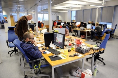 追加報酬なしで年間労働時間を延長、労組が譲歩 フィンランド