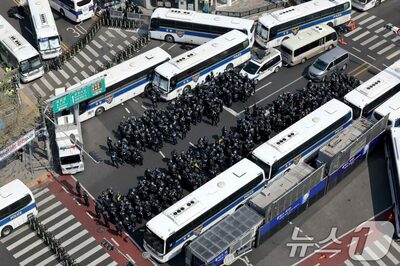 尹錫悦氏の大統領罷免、暴力事態は再発せず…“真空状態”維持した警備と長期審理が奏功