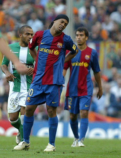 ＜サッカー リーガエスパニョーラ＞バルセロナ ベティスと引き分け首位陥落 - スペイン