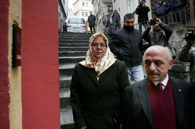 射殺された司祭の追悼式に、実行犯の両親が参加 - トルコ