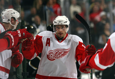 レッドウィングス 3連勝でスタンレー杯進出に王手