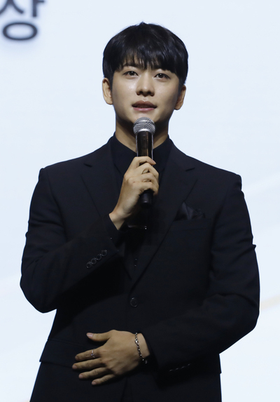 「残念ですが」…カン・テオ、今月20日入隊 – KOREA WAVE