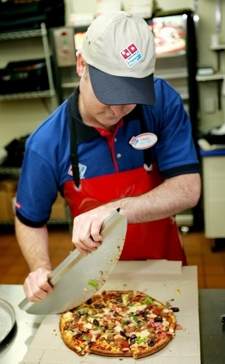 時給250万円！ドミノ・ピザが夢のバイト募集