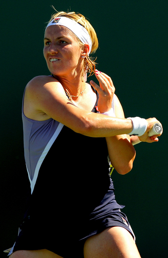 クズネツォワ ボズニアツキに勝利し準々決勝へ