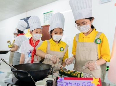 中国の小中学生、9月の新学期からクッキングや家電修理などを習得