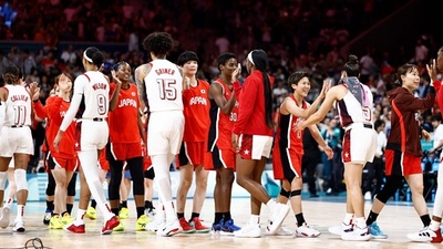 バスケ女子日本はパリ五輪黒星発進 女王米国に完敗