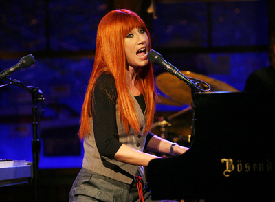 「The Late Late Show with Craig Ferguson」にトリ・エイモスが登場 - 米国