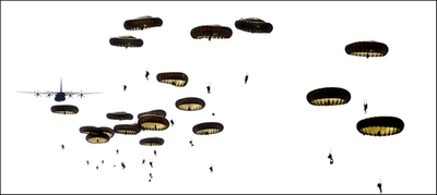 第2次大戦最大の降下作戦を再現、オランダ