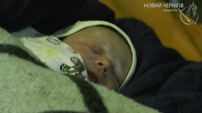 字幕：シェルターが産科病棟代わり、ウクライナ・チェルニヒウの病院