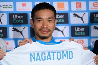 長友がマルセイユ加入会見「まだまだ若手以上に走れる」