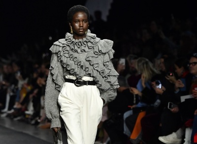 「アルベルタ・フェレッティ」19/20年秋冬