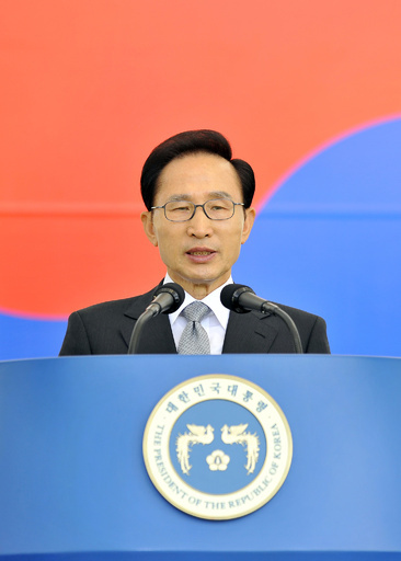 韓国検察、李元大統領に出頭要請