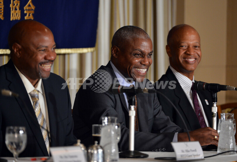 カール・ルイス氏、アジアの陸上競技界には「ヒーロー」が必要