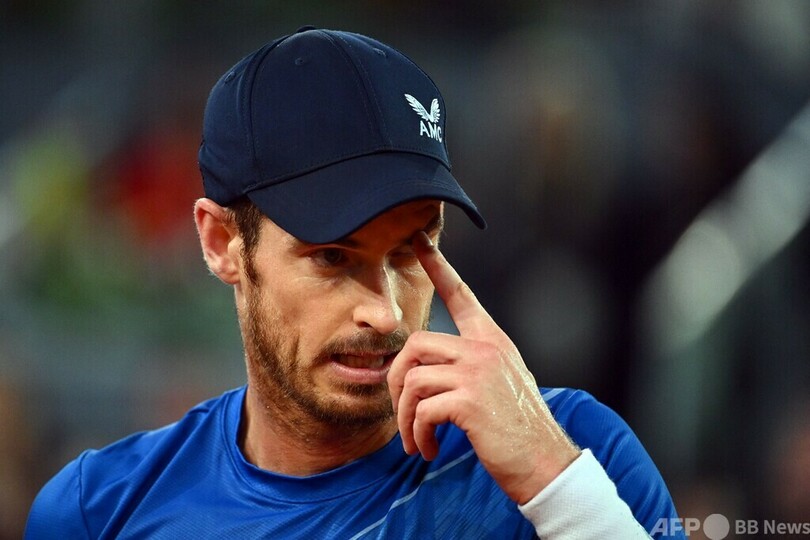 マレー、食中毒でジョコビッチ戦棄権 マドリードOP