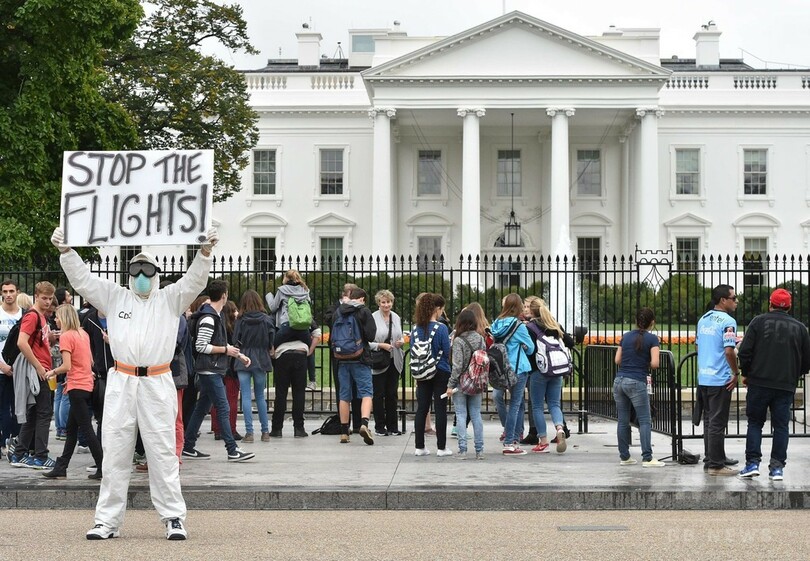 エボラへの恐怖が強まる米国、一部に過剰反応も