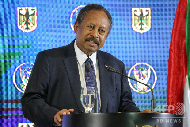 スーダン首相の暗殺狙った爆発発生 首相は無事、未遂に終わる