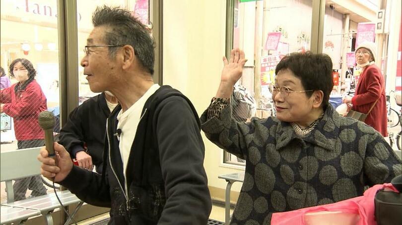 徹底検証!関西のおばちゃんは褒めると叩く!?
