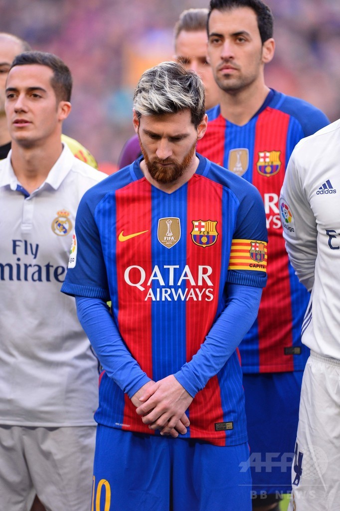 シャペコエンセ、墜落事故の犠牲者に本拠地で最後の別れ