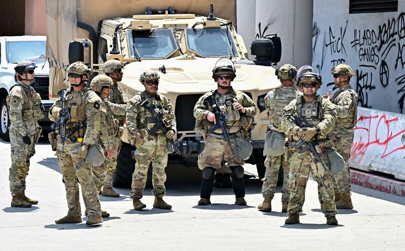 米連邦地裁、ロサンゼルスへの州兵派遣中止を命じる