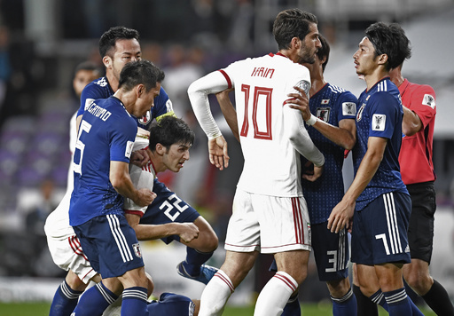 日本戦の乱闘騒ぎ イラン国内からも批判の声 処分すべき アジア杯 写真6枚 国際ニュース Afpbb News