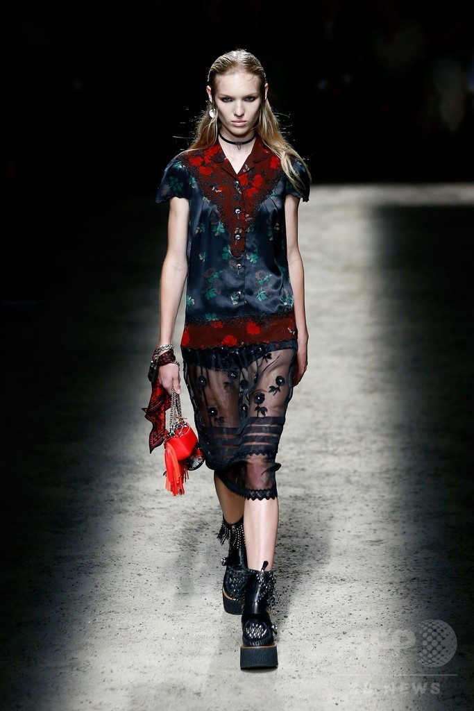 「コーチ」17年春夏