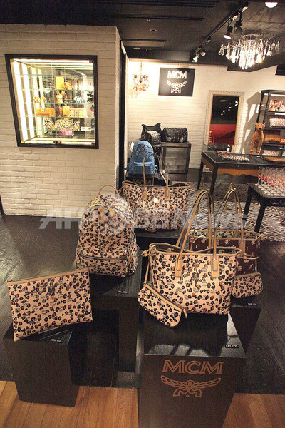 ラブレス＆ギルドプライム、12年春夏より「MCM」本格展開スタート