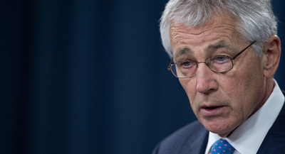 中国艦の異常接近は「無責任」、米国防長官