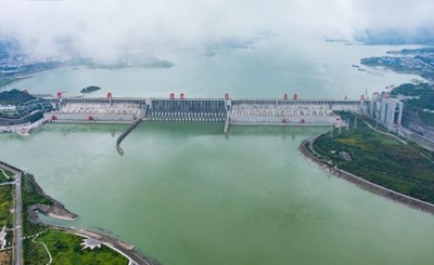 中国の三峡ダム 流入水量4万立方メートル/秒　今年最大の洪水に対応