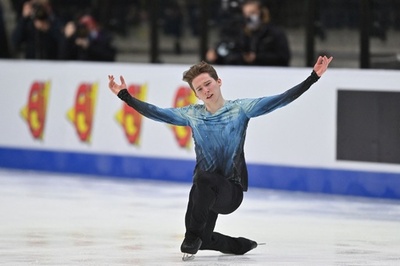 モザリョフが男子SP首位発進 フィギュア欧州選手権