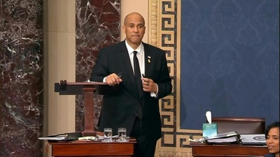 字幕:米上院議員、トランプ氏批判のマラソン演説で記録更新 24時間超