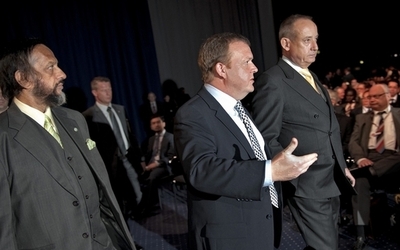 IPCC議長、温暖化をめぐるメール流出事件で当事者らを擁護