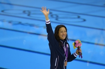 寺川が銅メダル、女子100メートル背泳ぎ