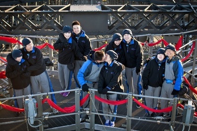 天の川に近い？ハーバーブリッジ頂上で旧暦の七夕を祝う 豪シドニー