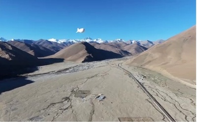 「ピークミッション」チョモランマ峰科学調査 エアロスタットの上昇距離が最高9050メートルに