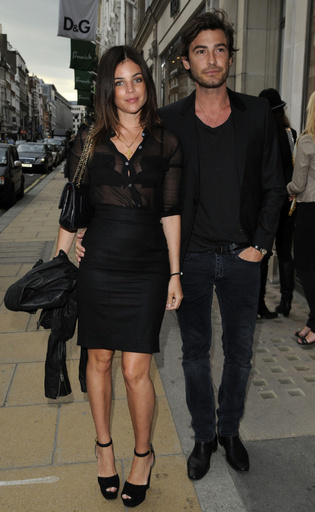 ジュリア・ロワトフェルド、妊婦＆ママ向けファッションサイト展開へ