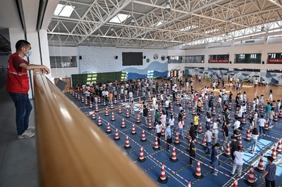 中国・武漢、市民1100万人にコロナ検査完了