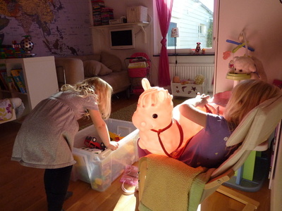 スウェーデン人はけち？ 異文化体験がSNSで話題に