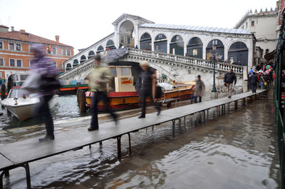 ベネチアの防潮堤に絡む贈収賄疑惑が浮上、イタリア