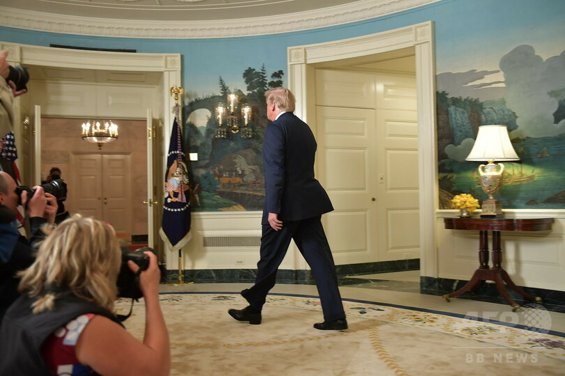 米英仏がシリアに軍事攻撃、トランプ大統領発表