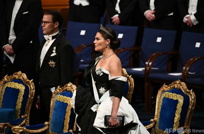 スウェーデン王太子夫婦、離婚危機報道を否定