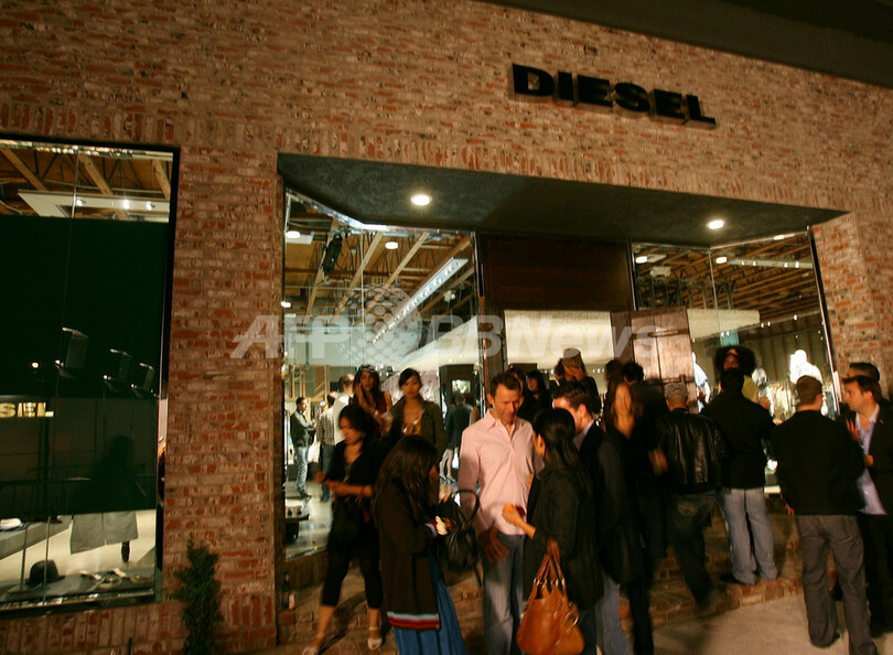 ディーゼル メルローズ・プレイス店のオープニングレセプションに著名人が集結