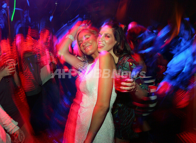 クラブ「プライベート・ラスベガス」オープン記念パーティーにアイスT、Cocoら登場