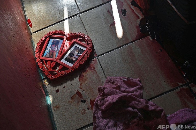 リオ貧民街、麻薬捜査で25人死亡 警官も犠牲に
