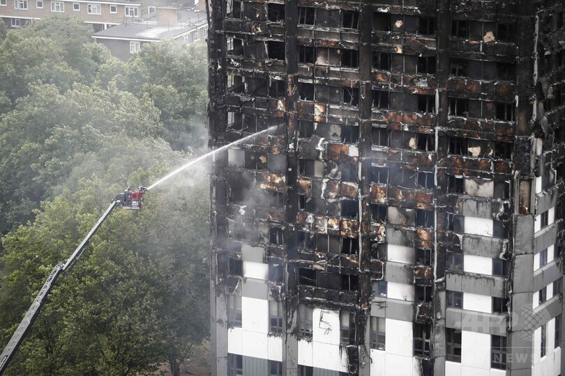 「助けて！」 英ロンドン高層住宅火災から1年、元住民が振り返る恐怖