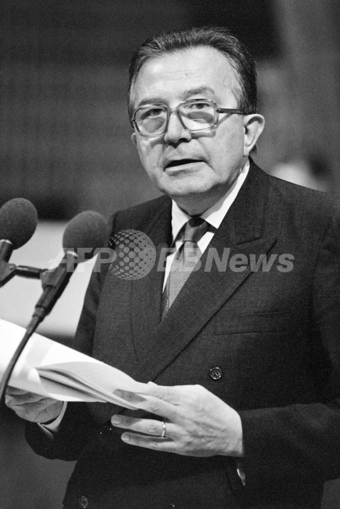 イタリアのアンドレオッティ元首相が死去、94歳 写真3枚 国際ニュース：AFPBB News