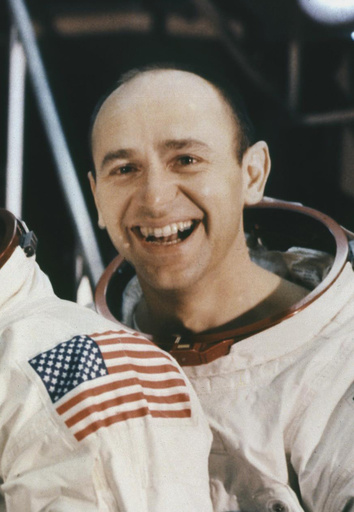 写真特集 アポロ計画で月面を歩いた12人の男たち 写真12枚 国際ニュース Afpbb News