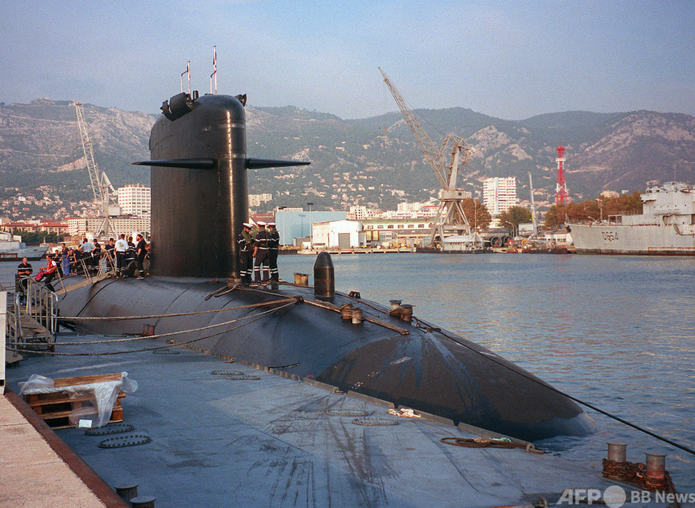 仏原子力潜水艦、南シナ海を巡回 中国の反発必至