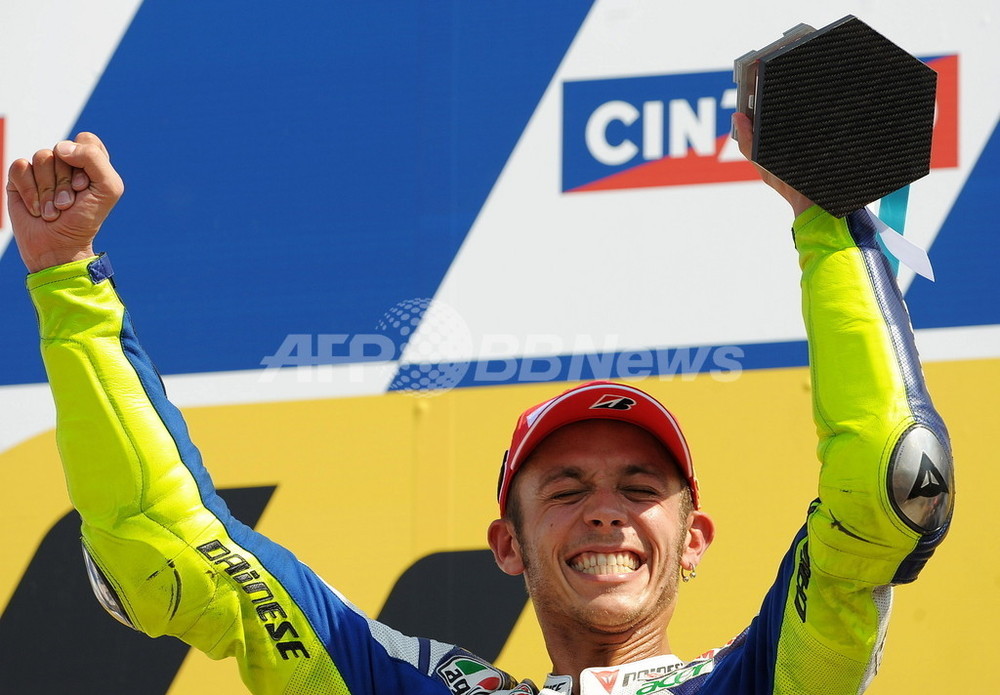 ロッシ サンマリノGP・MotoGPクラスを制し歴代最多タイの68勝目 写真8枚 国際ニュース:AFPBB News